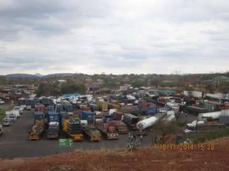 2.3 km truck queue at Chirundu border post