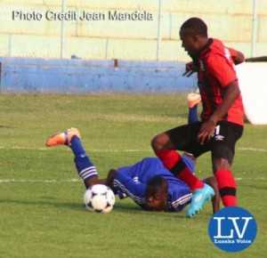 Nkwazi vs Zesco - Nkwazi 3 Ken Lungu vs Zanaco Boyd Musonda. - Photo Credit Jean Mandela - Lusakavoice.com