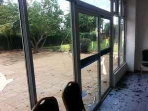 Two rival groups of MMD cadres this morning clashed at the party secretariat