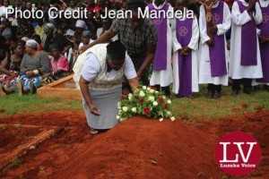 Late Faith Kandaba burial at Lusaka Memorial Par