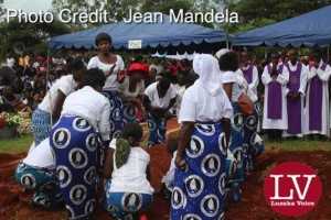 Late Faith Kandaba burial at Lusaka Memorial Par